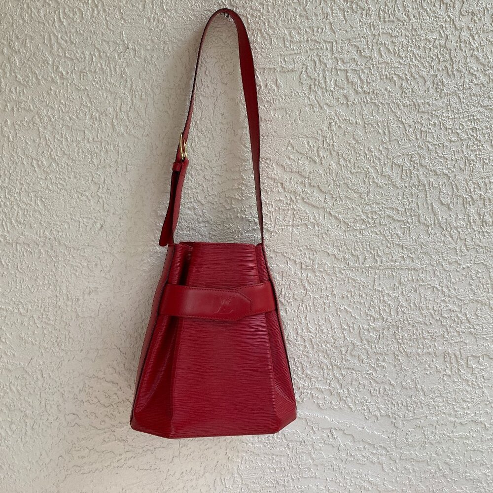 Louis Vuitton Red Sac De Paul  PM Epi Leather Excellent condition Crossbody Bag